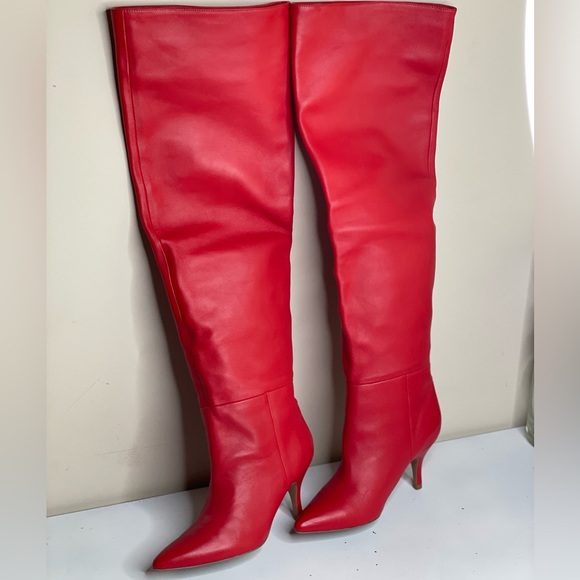 Flor De Maria Knee High Leather Boots in Red. - Picture 7 of 9